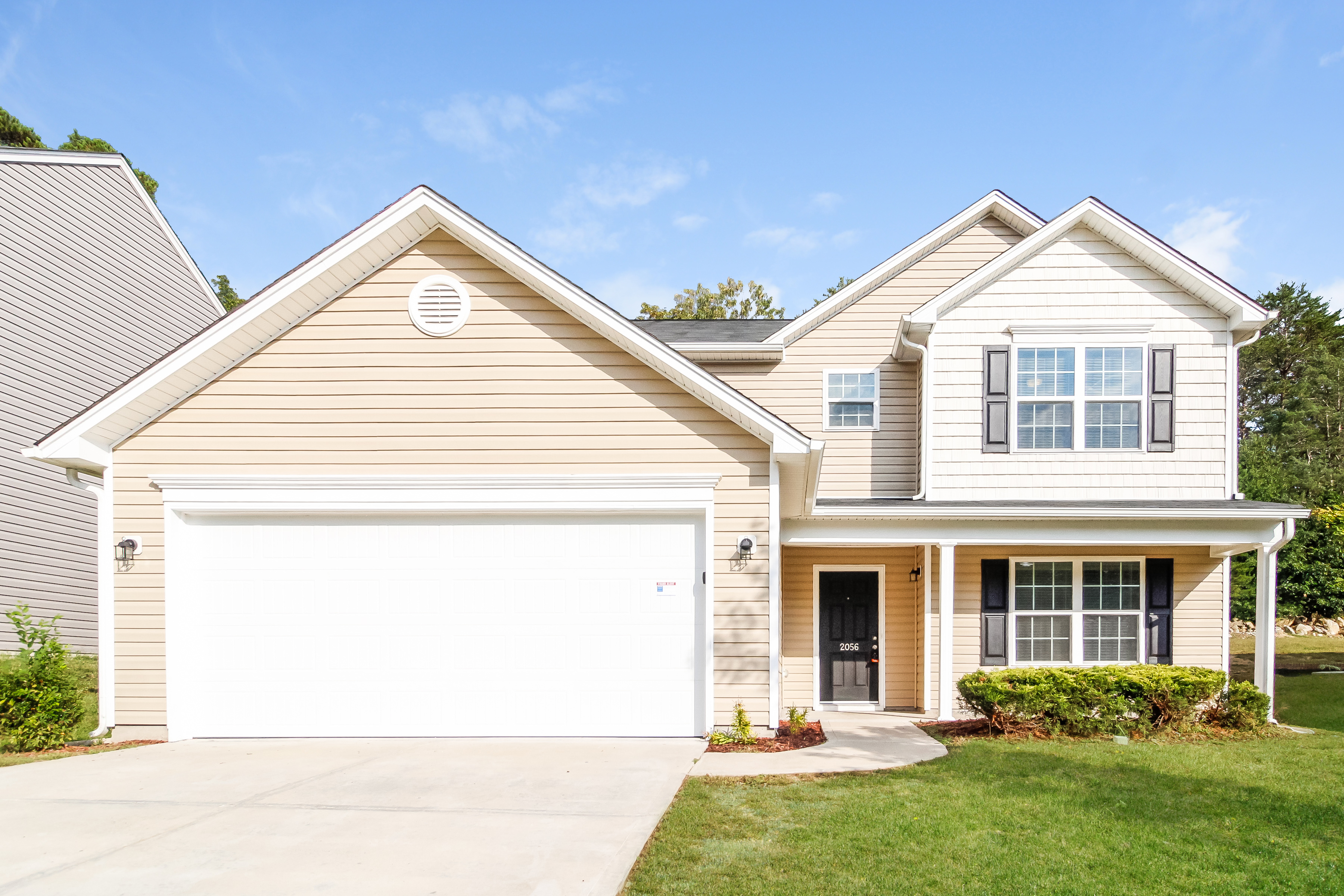 2056 BETHANY TRACE LN Winston-Salem, NC 27127